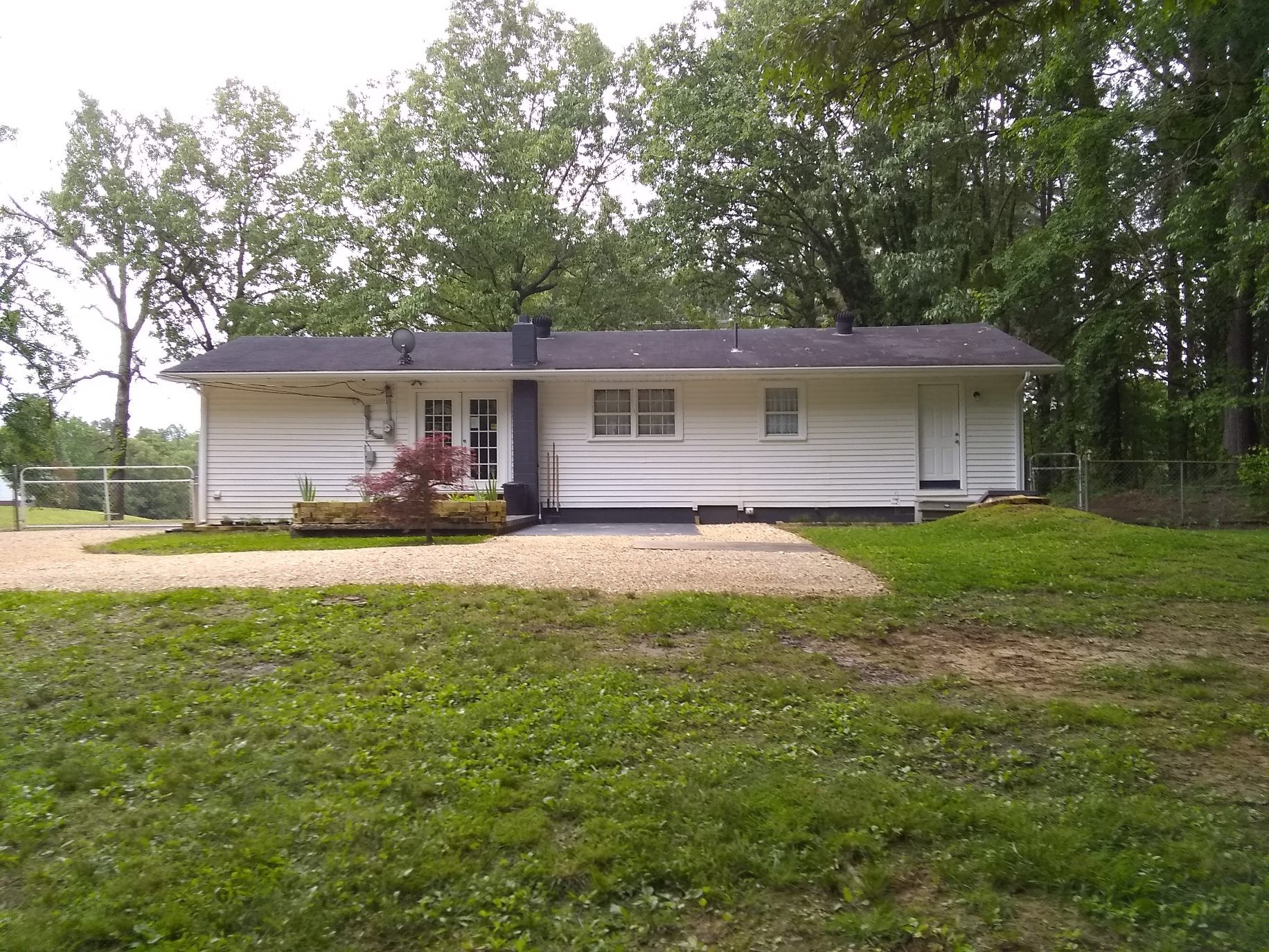 816 Post Oak Road Camden, TN 38320 - Photo 4 of 23 Gallery Image 4