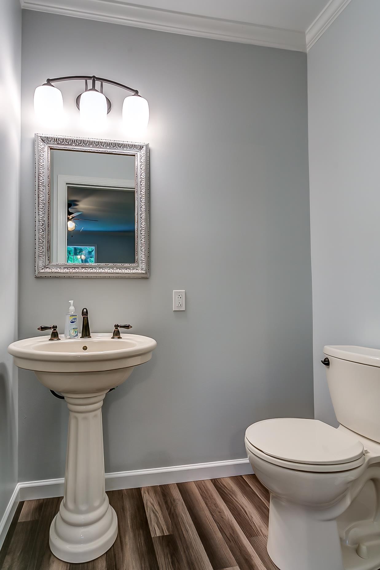 816 Post Oak Road Camden, TN 38320 - Photo 7 of 23 Gallery Image 7