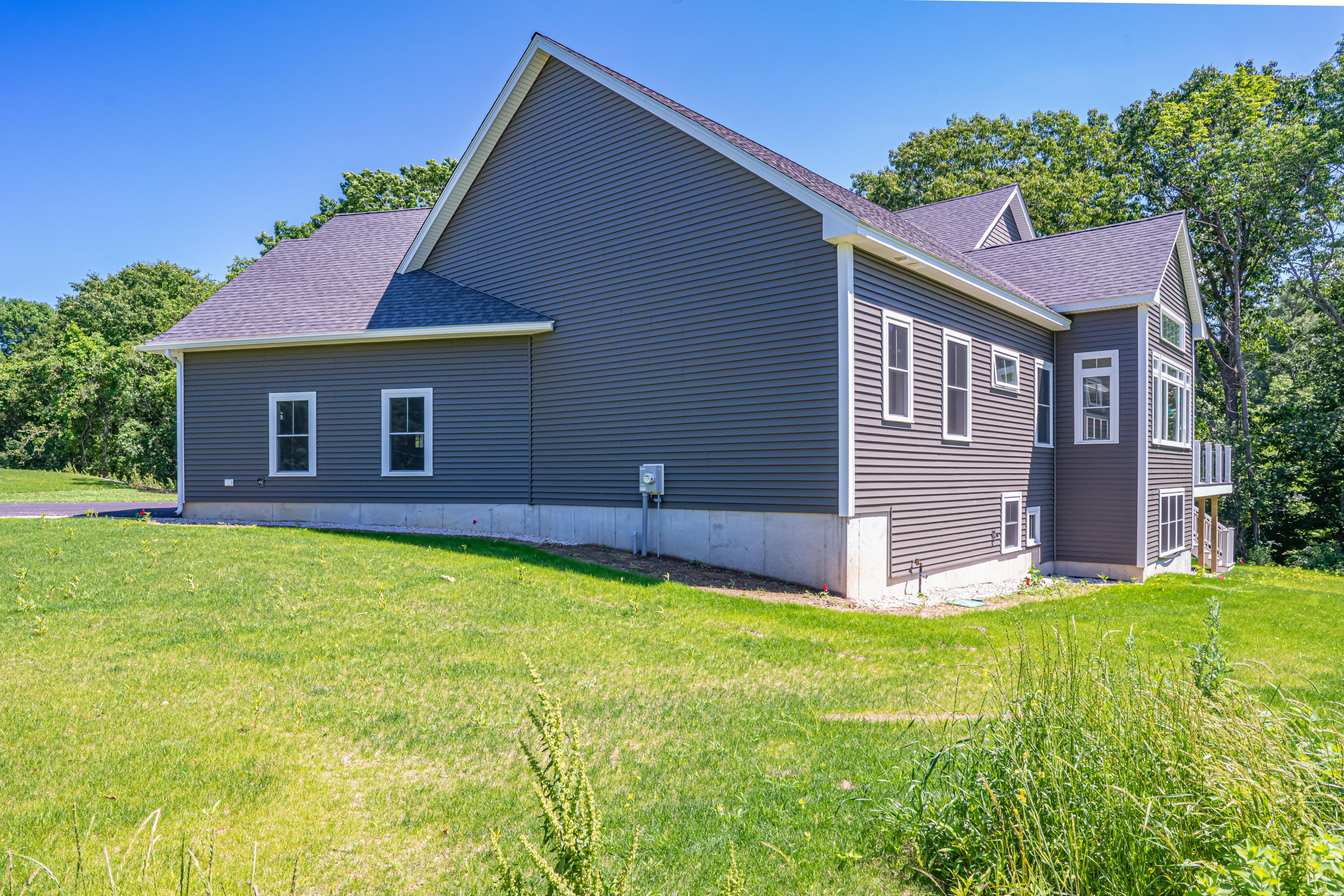 23 Hiltons Run Kittery Point, ME 03905 - Photo 45 of 50 Side and Back of House