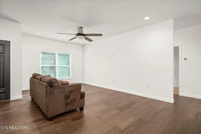 $360,000 | 3029 Oklahoma Drive, Crossville, TN 38572