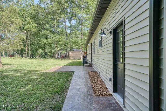 $360,000 | 3029 Oklahoma Drive, Crossville, TN 38572