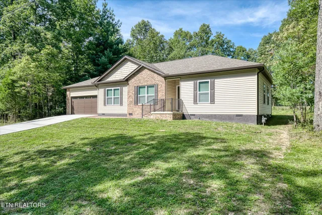 $360,000 | 3029 Oklahoma Drive, Crossville, TN 38572