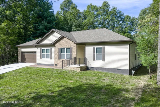 $360,000 | 3029 Oklahoma Drive, Crossville, TN 38572