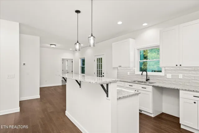 $360,000 | 3029 Oklahoma Drive, Crossville, TN 38572