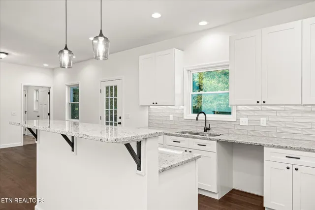 $360,000 | 3029 Oklahoma Drive, Crossville, TN 38572