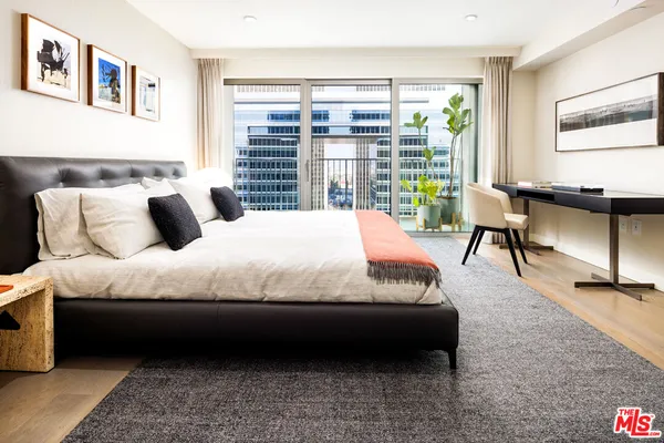 $18,000 | 2025 Avenue Of The Stars, Unit 1607, Los Angeles, CA 90067