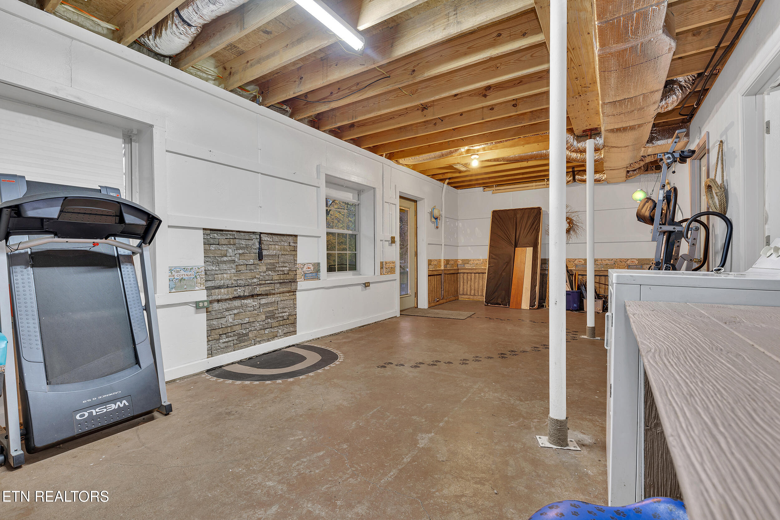 221 Caney Creek Road Cosby, TN 37722 - Photo 35 of 49 29_46