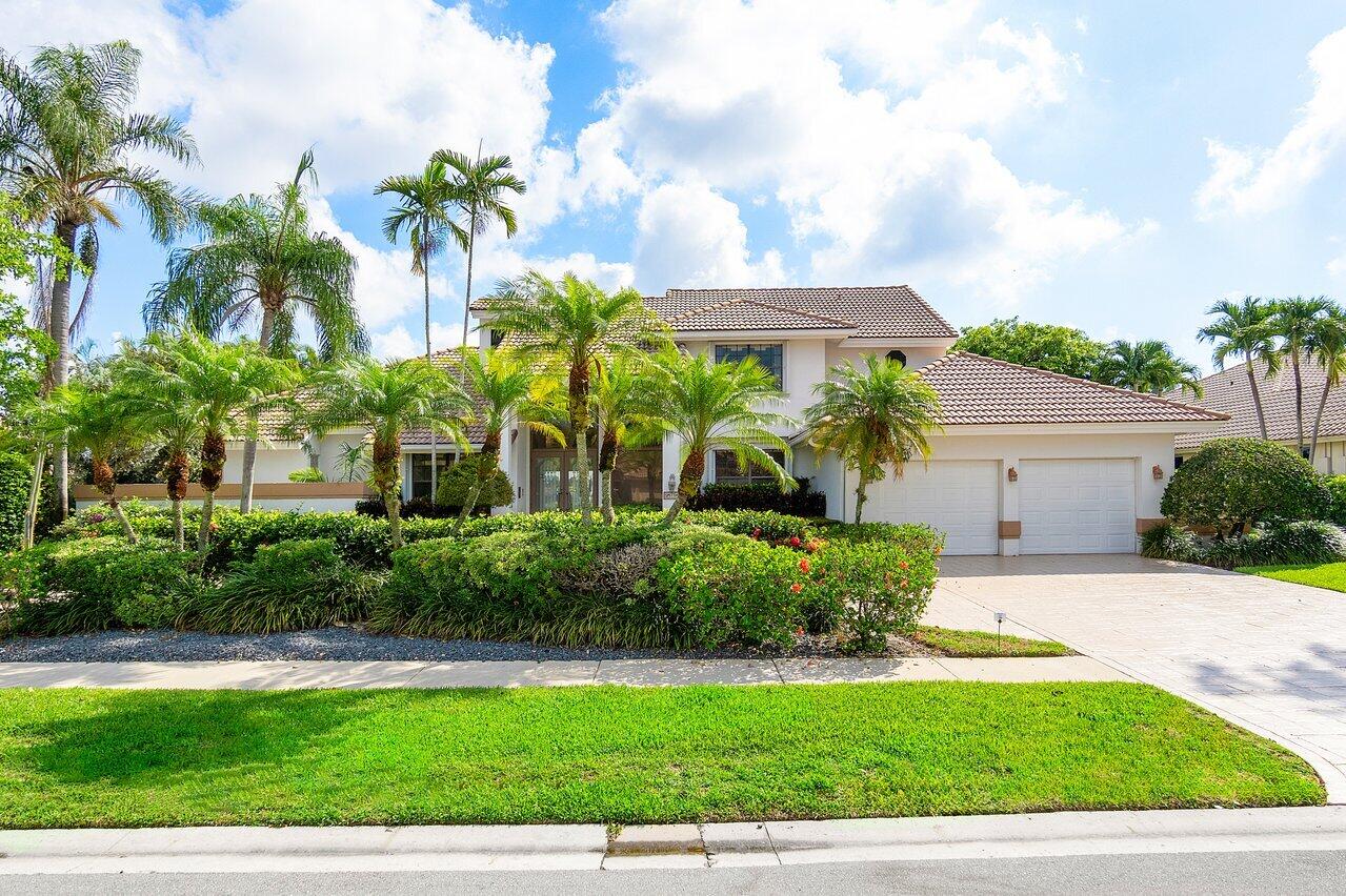 17570 Bocaire Way Boca Raton, FL 33487 - Photo 5 of 56 001-17570BocaireWay-BocaRaton-FL-33487-S