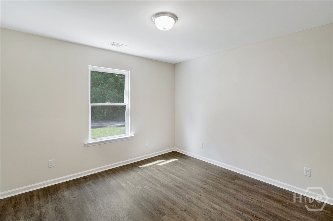 133 Braxton Boulevard Broxton, GA 31519 - Photo 14 of 28