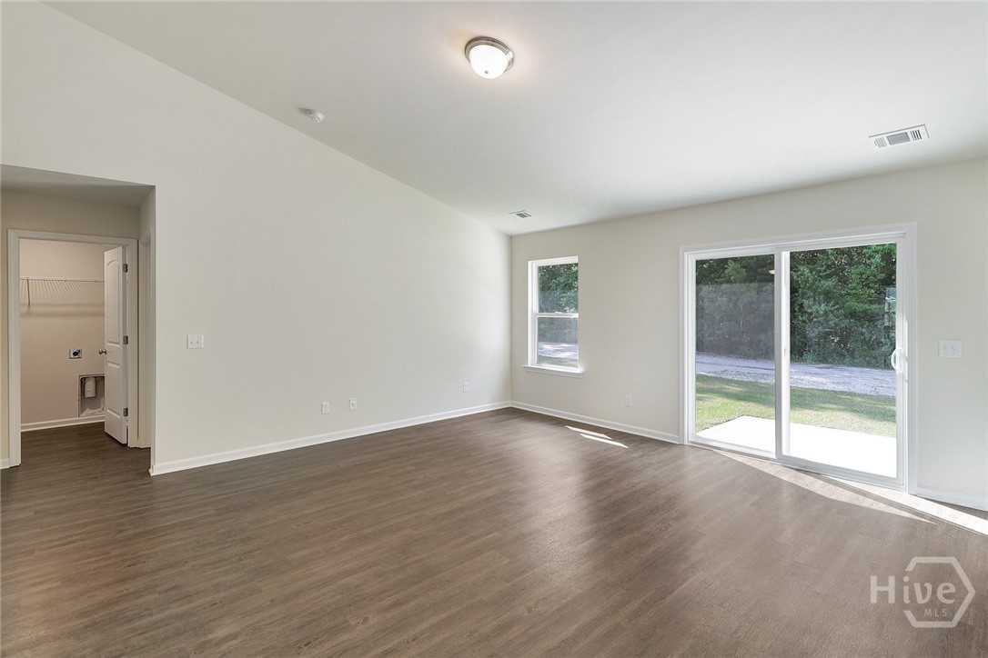 133 Braxton Boulevard Broxton, GA 31519 - Photo 10 of 28
