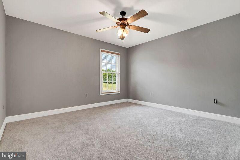 20393 Cockerill Road Purcellville, VA 20132 - Photo 24 of 29 Bedroom #2 has its own full bath