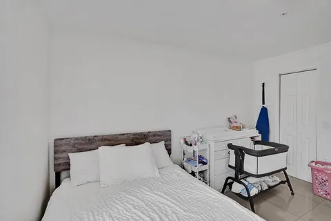 $180,000 | 2311 North Congress Avenue, Unit 11, Boynton Beach, FL 33426