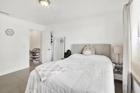 $180,000 | 2311 North Congress Avenue, Unit 11, Boynton Beach, FL 33426