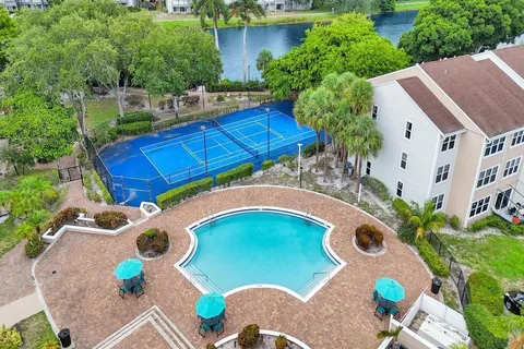 $180,000 | 2311 North Congress Avenue, Unit 11, Boynton Beach, FL 33426