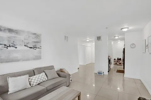 $180,000 | 2311 North Congress Avenue, Unit 11, Boynton Beach, FL 33426