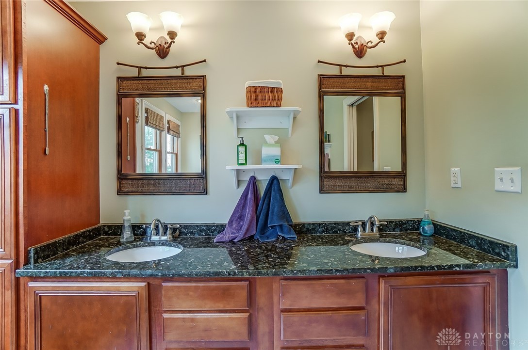 9500 Adams Road Dayton, OH 45424 - Photo 33 of 68 Gallery Image 33