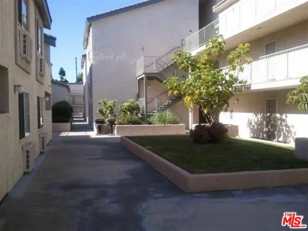 $324,000 | 15000 Downey Avenue, Unit 122, Paramount, CA 90723