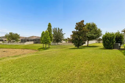 $549,900 | 17566 Buckingham Garden Drive, Lithia, FL 33547