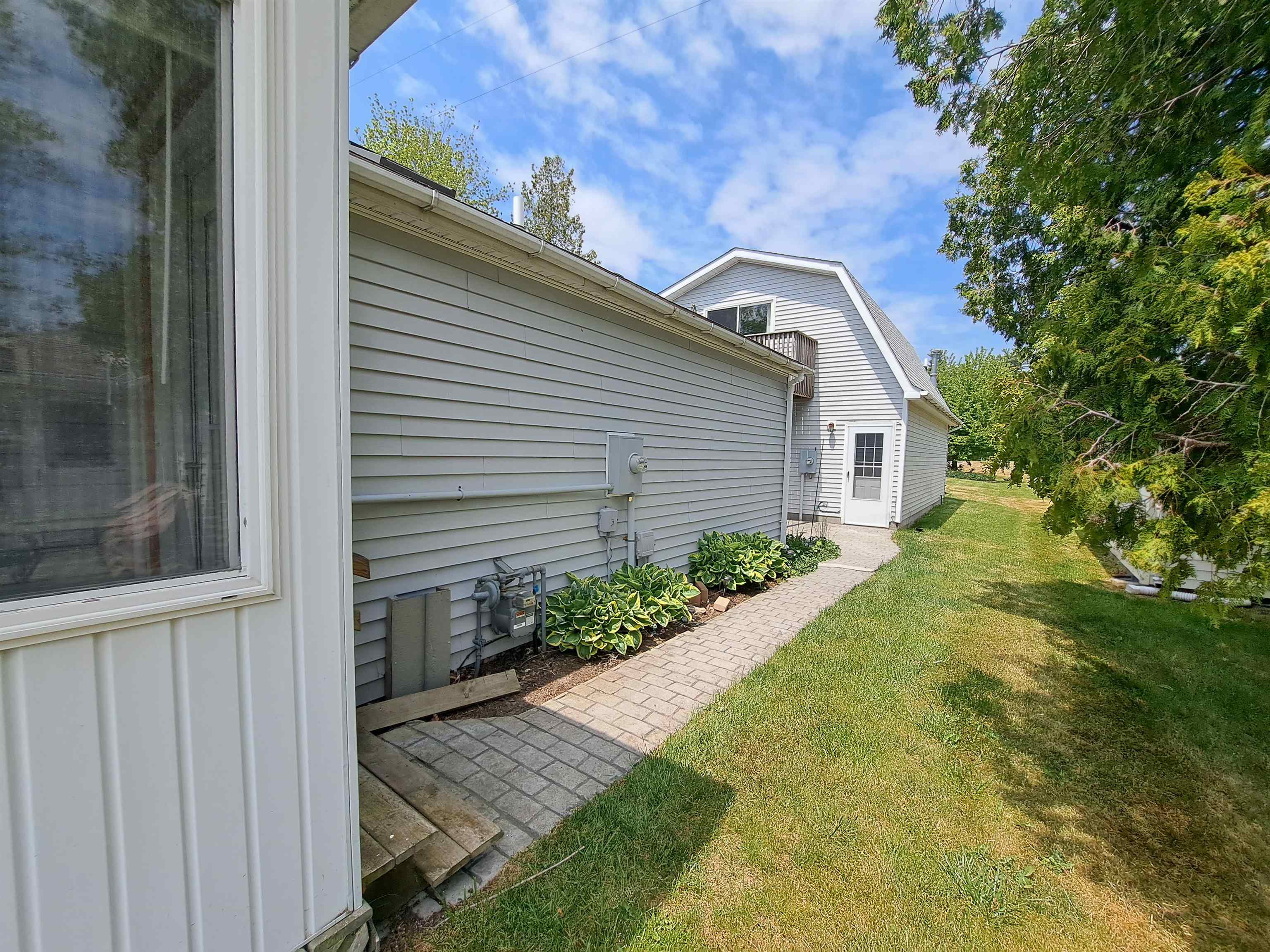 2798 Wolverine Road East Tawas, MI 48730 - Photo 24 of 34 1909177-23.JPG