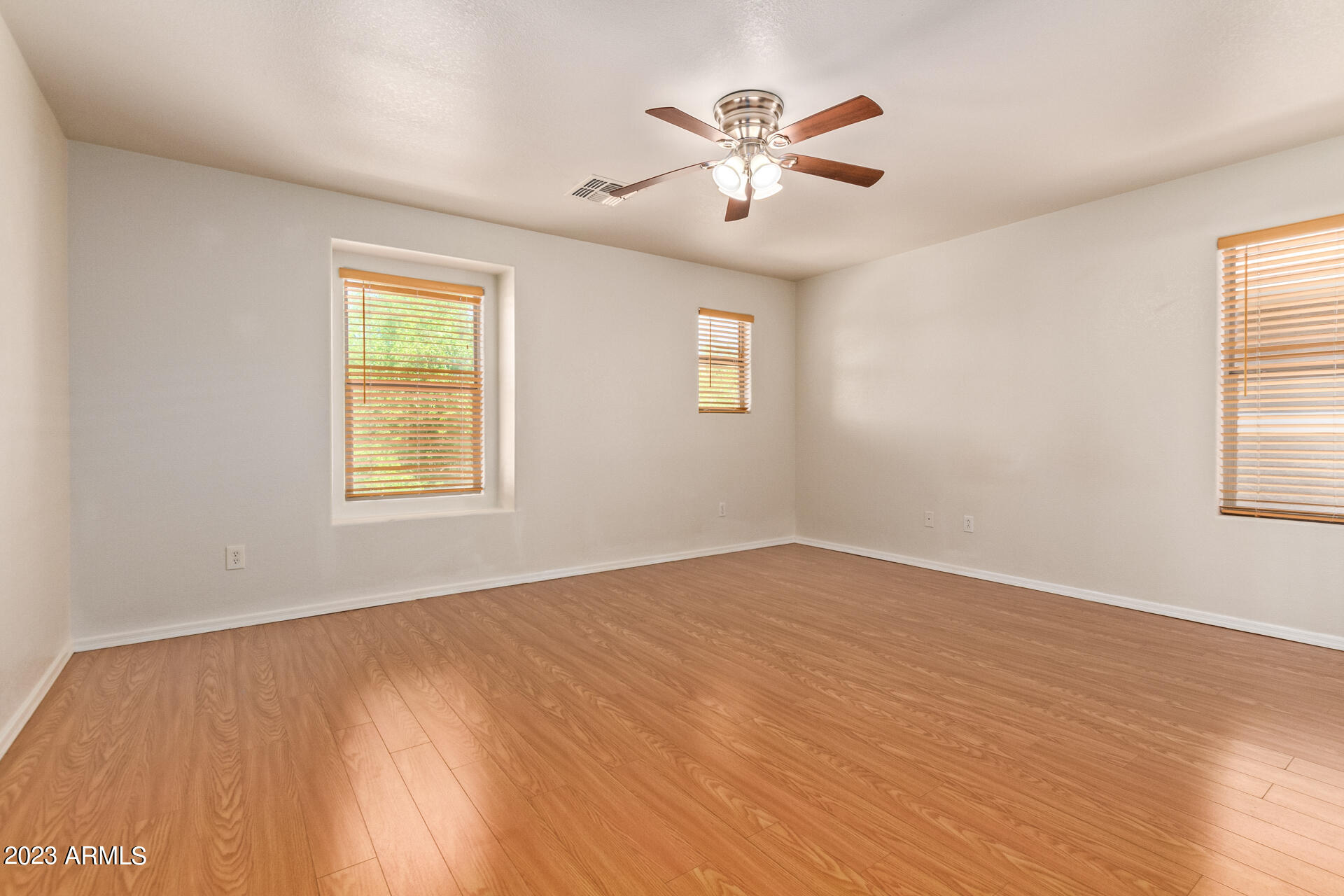 3903 East Kent Avenue Gilbert, AZ 85296 - Photo 14 of 27 12 - Kent