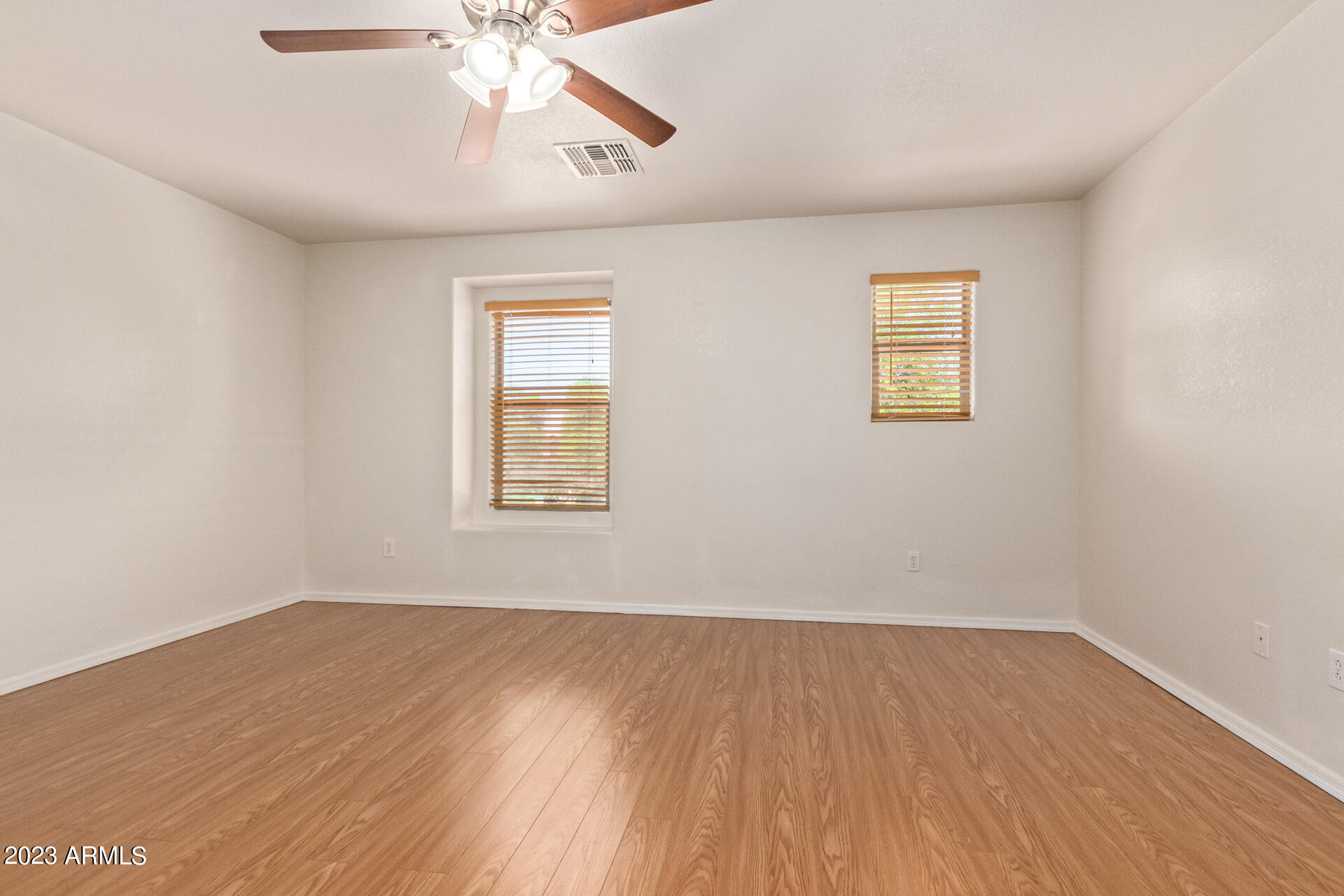 3903 East Kent Avenue Gilbert, AZ 85296 - Photo 15 of 27 13 - Kent