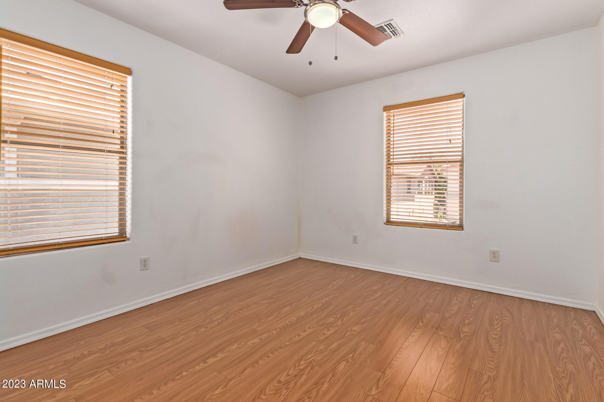 3903 East Kent Avenue Gilbert, AZ 85296 - Photo 22 of 27 19 - Kent