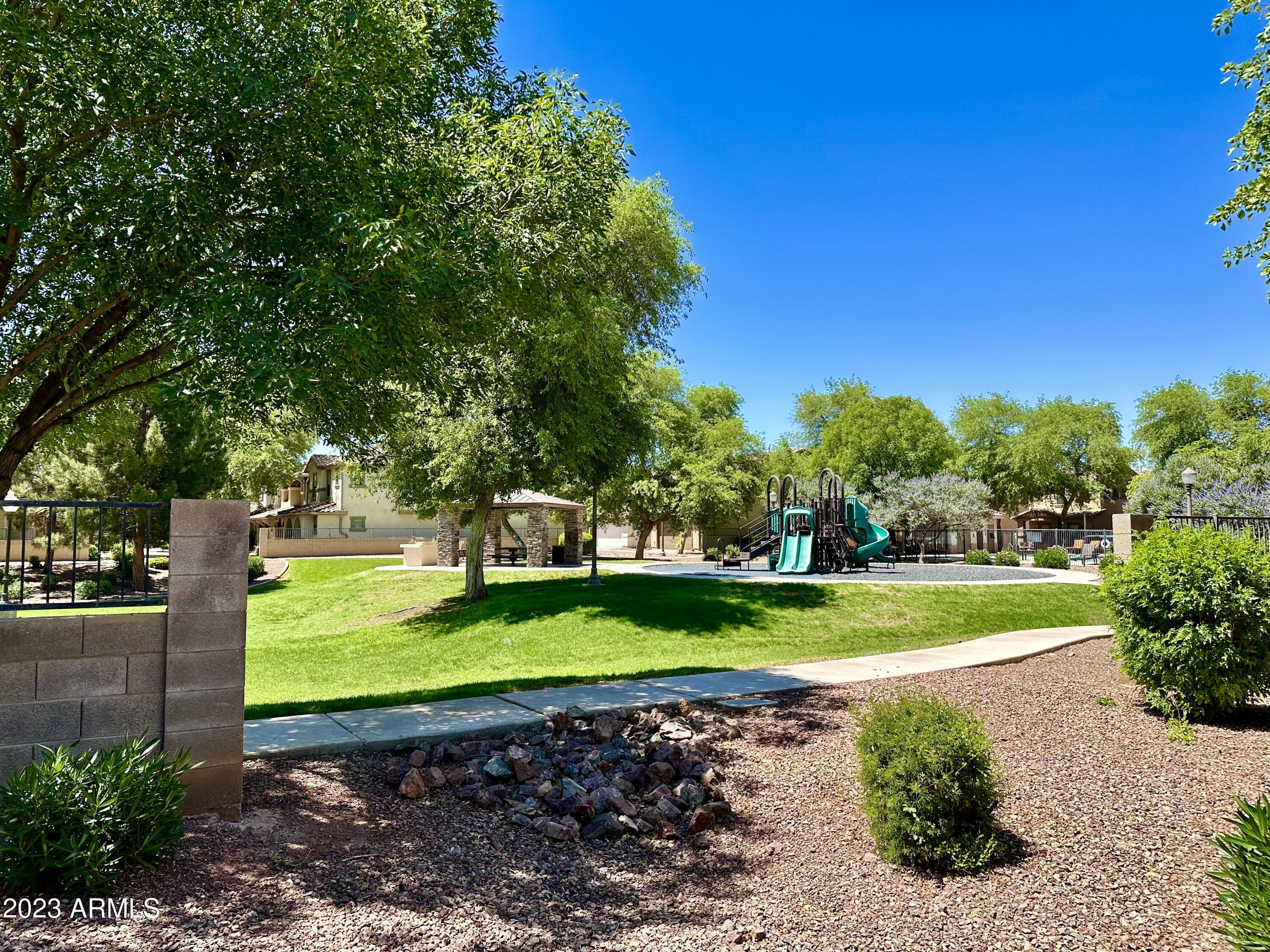 3903 East Kent Avenue Gilbert, AZ 85296 - Photo 4 of 27 IMG_0364