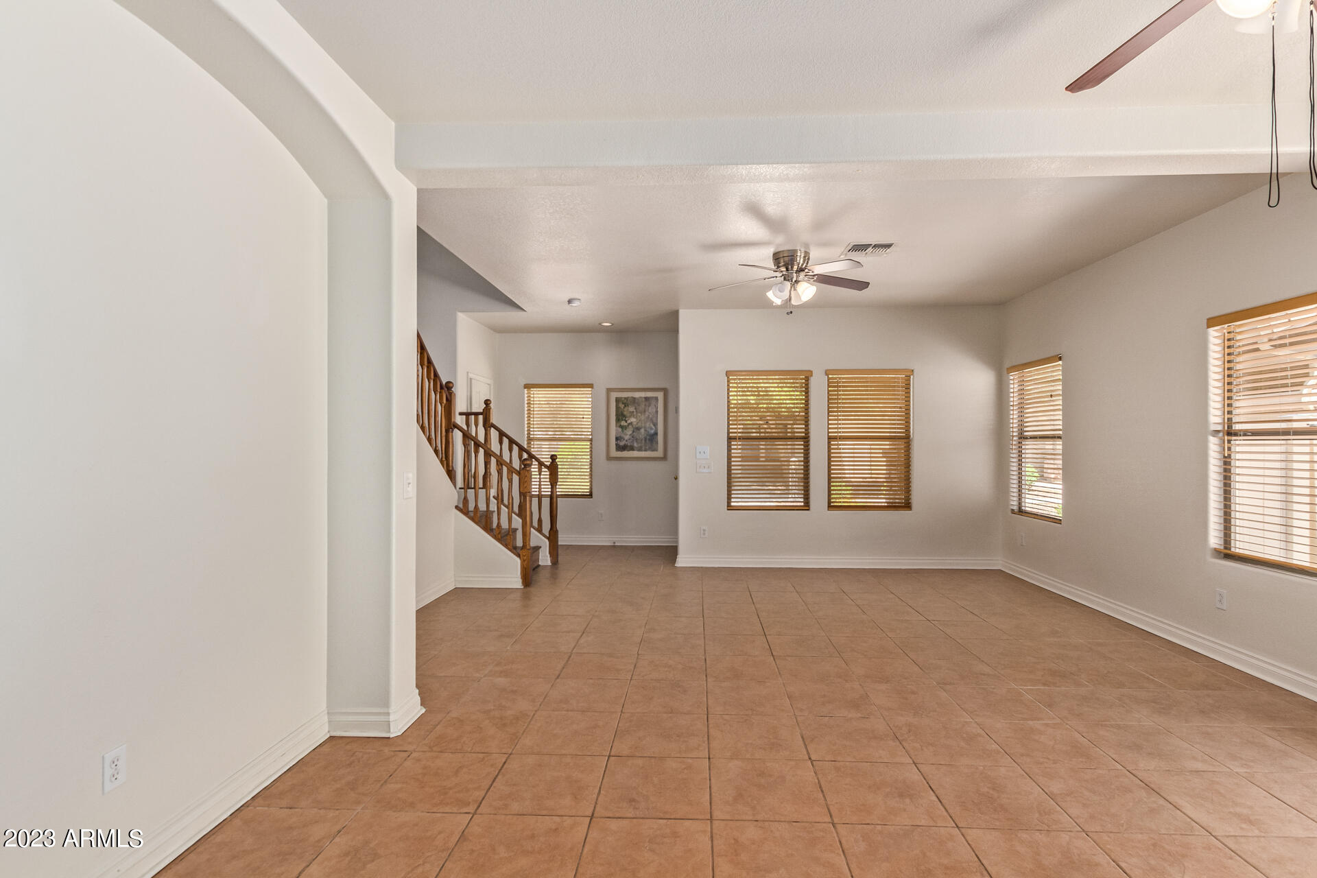 3903 East Kent Avenue Gilbert, AZ 85296 - Photo 7 of 27 06 - Kent