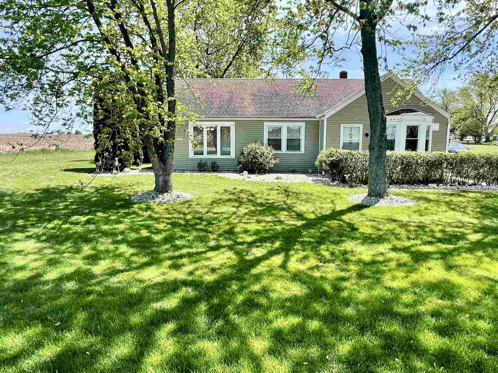 5206 East Tillman Road Fort Wayne, IN 46816 - Photo 1 of 20