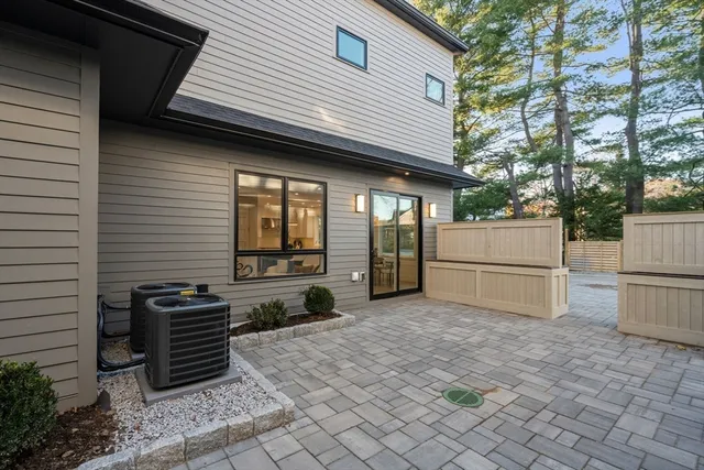 $2,495,000 | 956 Walnut Street, Unit 7, Newton, MA 02459