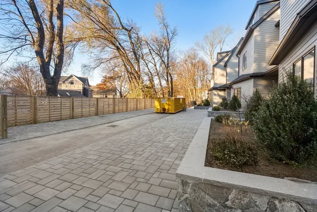 $2,495,000 | 956 Walnut Street, Unit 7, Newton, MA 02459