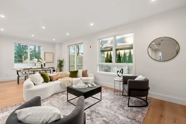 $2,495,000 | 956 Walnut Street, Unit 7, Newton, MA 02459