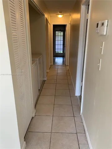 $2,350 | 1314 White Pine Drive, Unit 8B, Wellington, FL 33414