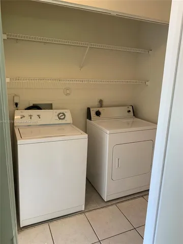 $2,350 | 1314 White Pine Drive, Unit 8B, Wellington, FL 33414