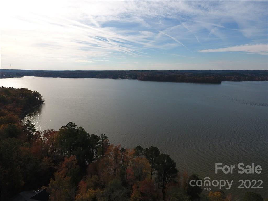 189 Vista Lane, Unit 189 Rockingham, NC 28379 - Photo 3 of 10 a view of a lake
