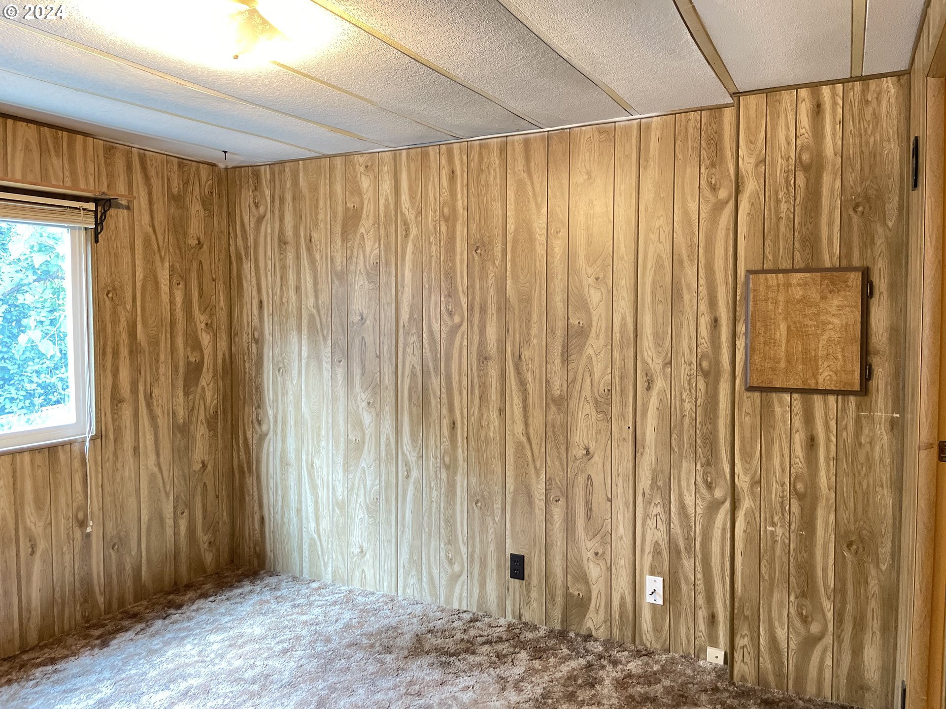 8651 Thurston Road, Unit 14 Springfield, OR 97478 - Photo 30 of 36 Bedroom