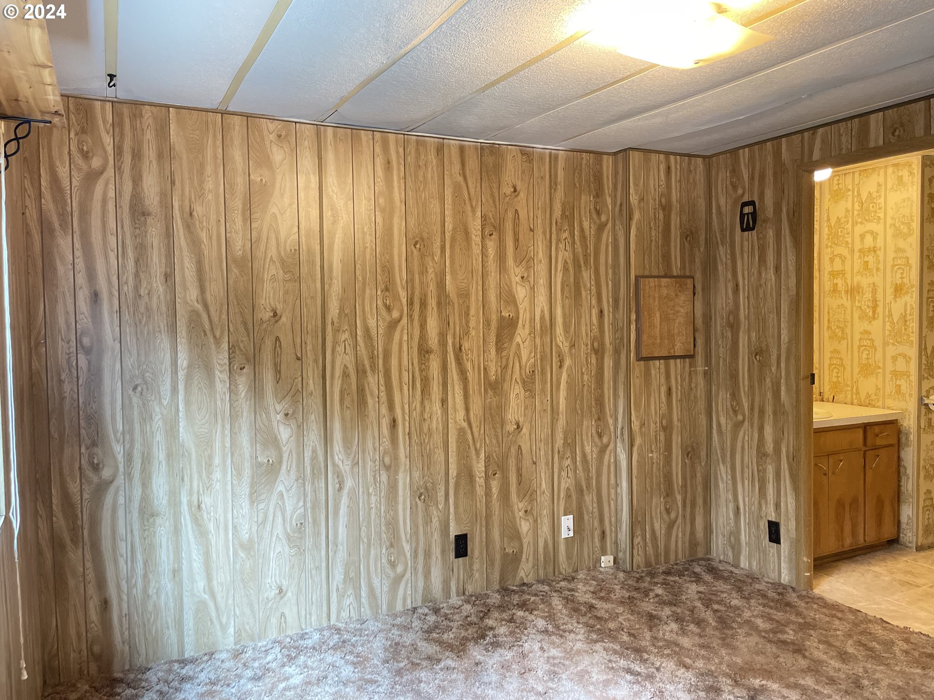 8651 Thurston Road, Unit 14 Springfield, OR 97478 - Photo 33 of 36 Shed