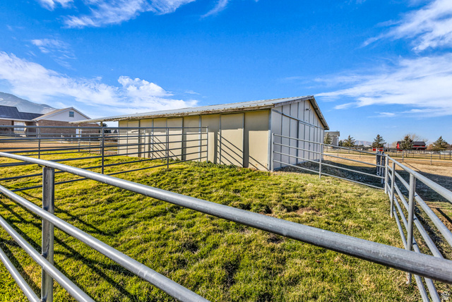 1060 West 2620th Street South Mapleton, UT 84664 - Photo 61 of 87 Horse barn with a rural view