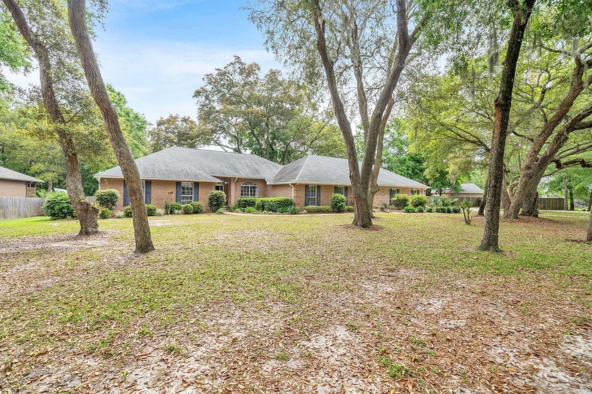 17 Bluewater Point Road Niceville, FL 32578 - Photo 1 of 35 17 Bluewater Point Rd Niceville FL 32578