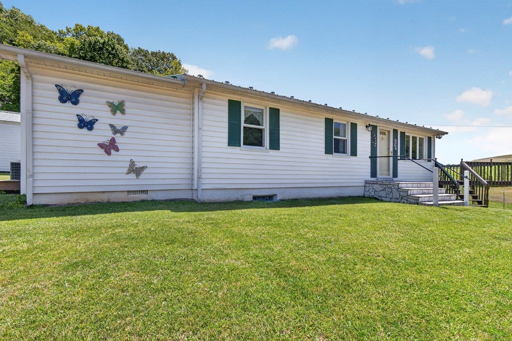 1012 Ridgedale Road Saltville, VA 24370 - Photo 6 of 73 Gallery Image 6