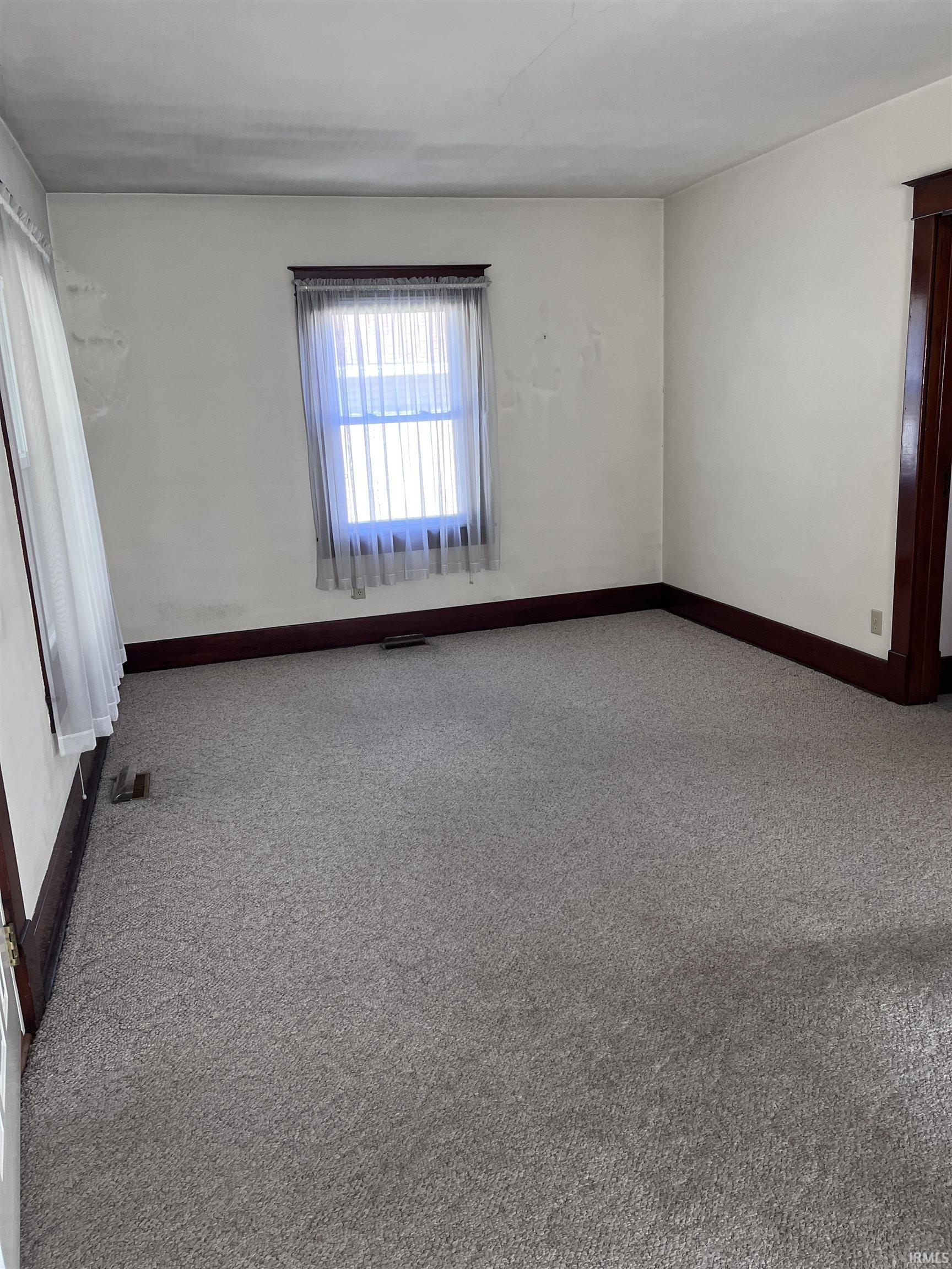 1608 South Armstrong Street Kokomo, IN 46902 - Photo 4 of 17