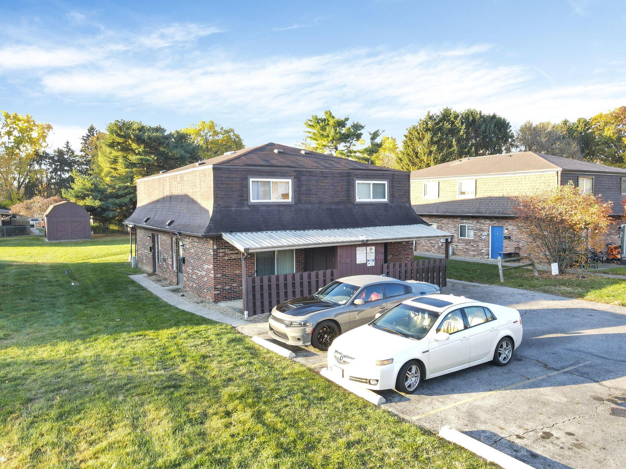 4977-4983 Myers Road Columbus, OH 43232 - Photo 3 of 17 19-web-or-mls-DJI_0784