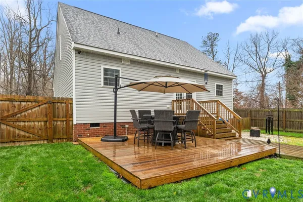 $349,900 | 200 Fort Street, West Point, VA 23181