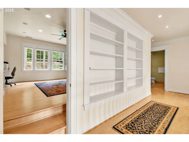 $1,950,000 | 28408 Spencer Creek Road, Eugene, OR 97405