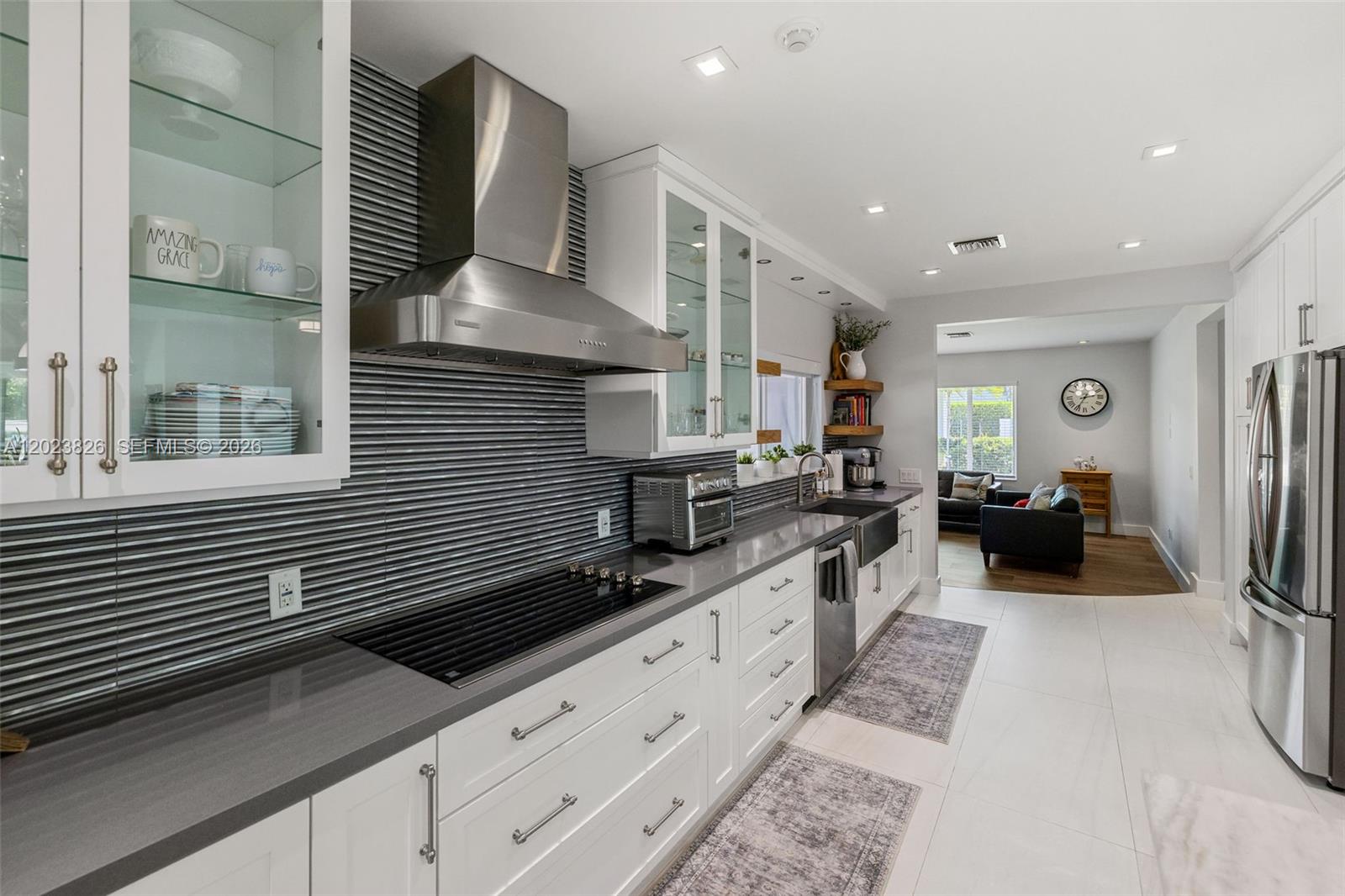 7980 Southwest 108th Street Miami, FL 33156 - Photo 13 of 72