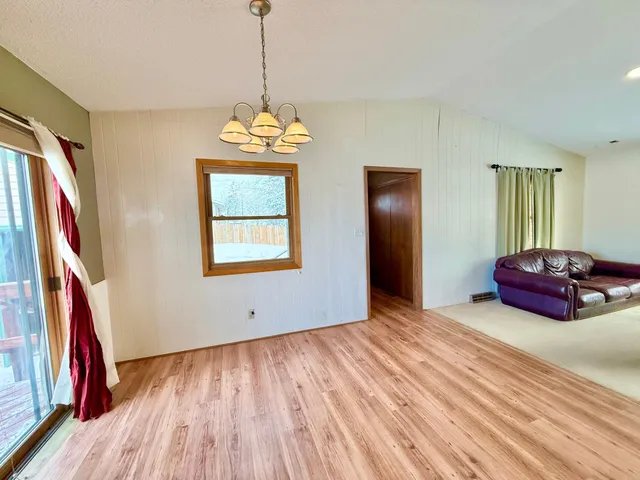 $275,000 | 18368 Highway 59, Detroit Lakes, MN 56501