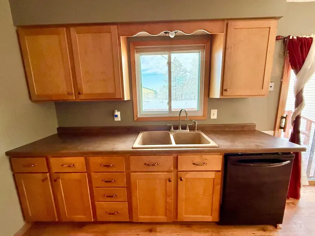 $275,000 | 18368 Highway 59, Detroit Lakes, MN 56501