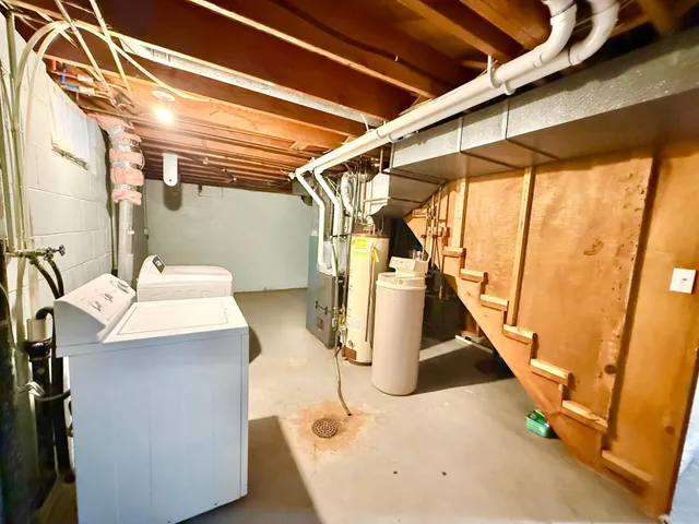 $275,000 | 18368 Highway 59, Detroit Lakes, MN 56501