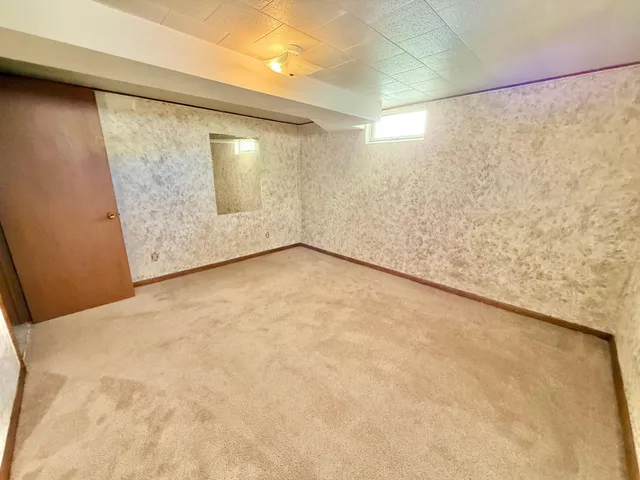 $275,000 | 18368 Highway 59, Detroit Lakes, MN 56501