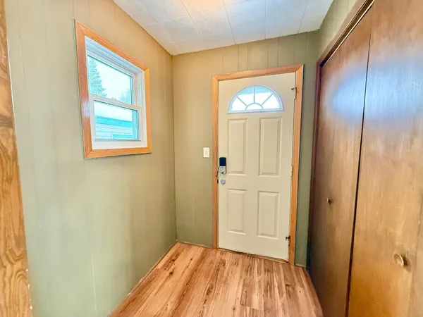 $275,000 | 18368 Highway 59, Detroit Lakes, MN 56501